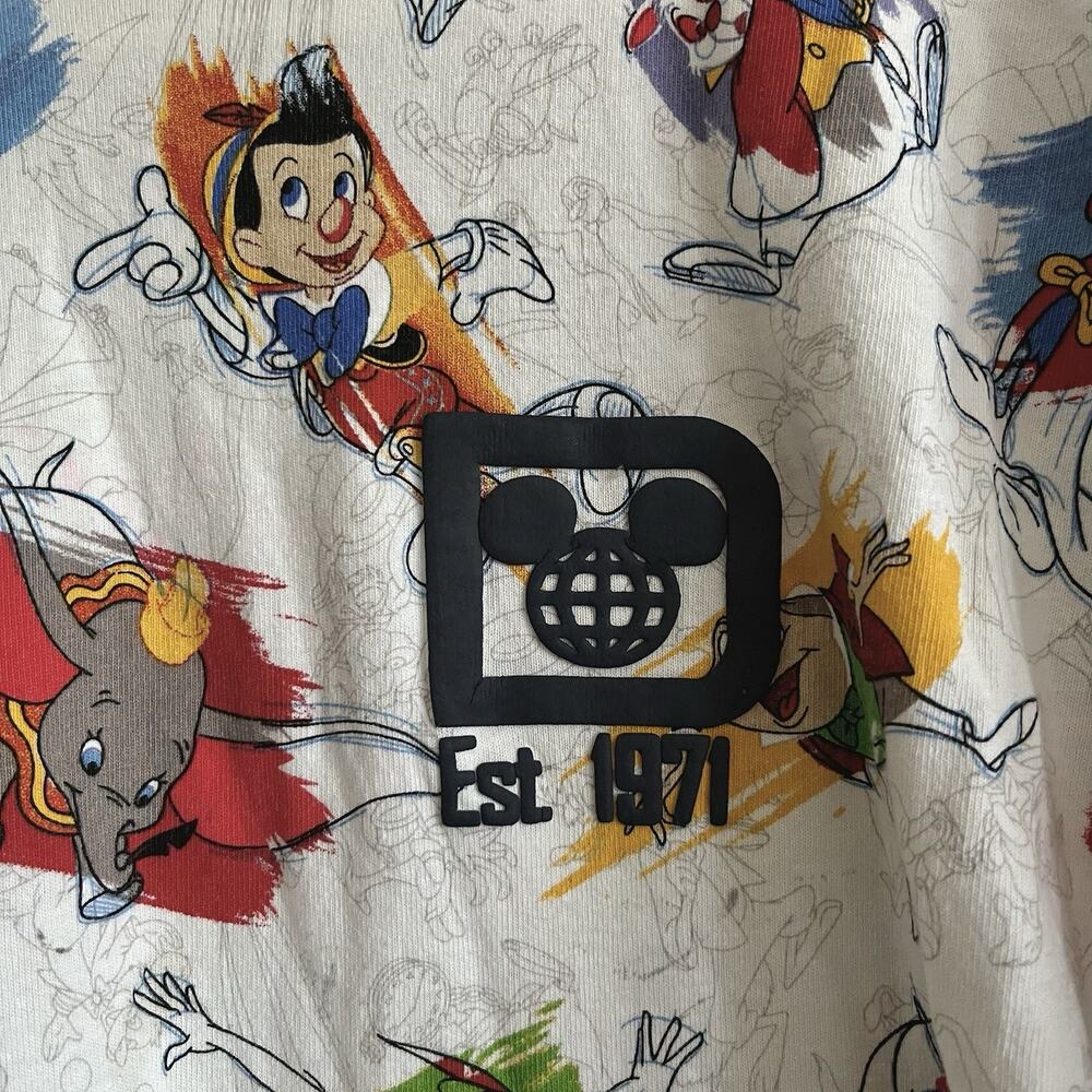 Walt Disney World Ink and Paint Spirit Jersey Size XS Mickey Dumbo Peter Pan - Picture 3 of 6
